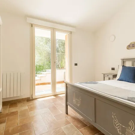 Stefanina - Vista Mare E Piscina Privata Vicina Di Cala Sinzias *