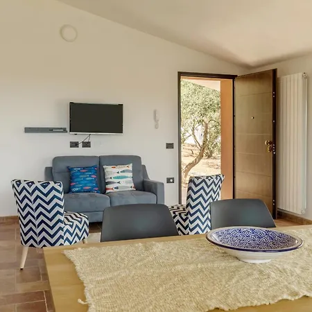 Stefanina - Vista Mare E Piscina Privata Vicina Di Cala Sinzias Vakantiehuis *