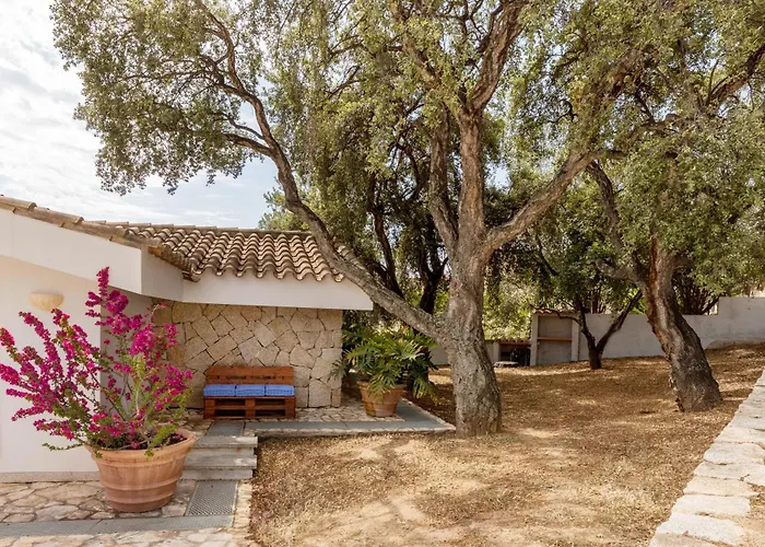 Dom wakacyjny Stefanina - Vista Mare E Piscina Privata Vicina Di Cala Sinzias *